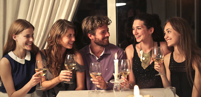 How To Become A Ladies Man: 7 Things You Need To Do | The Modern Man