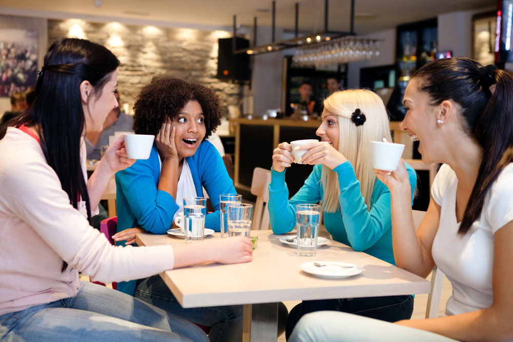 3 Sly Ways To Be The Kind Of Girl All Guys Want, The Romance Code